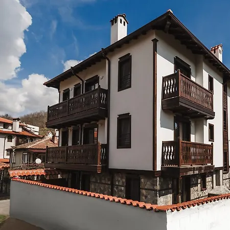 Guest house 2 Iosifova 3*