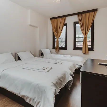 Guest house 2 Iosifova 3*