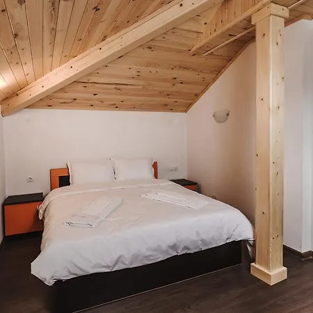 Guest house 2 Iosifova 3*