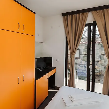 2 Iosifova 3* Zlatograd