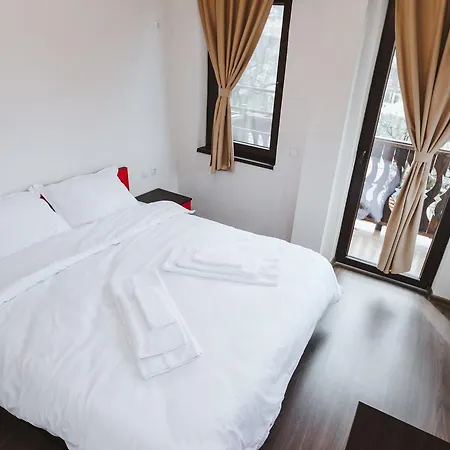 Guest house 2 Iosifova 3*