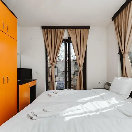 2 Iosifova 3* Zlatograd