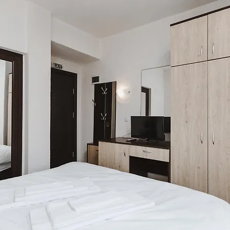 Guest house 2 Iosifova 3*