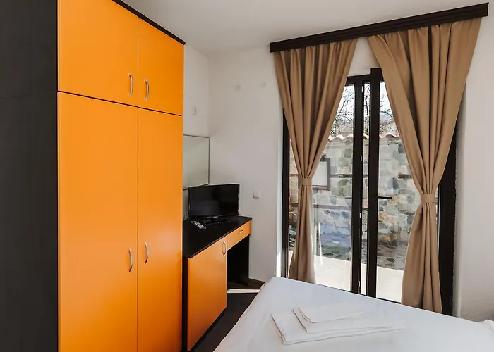 2 Iosifova 3* Zlatograd